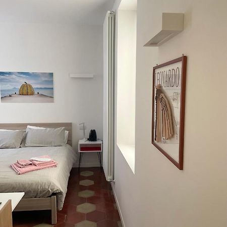 Santa Vincenza - Suite Indipendente Lovere Exterior photo