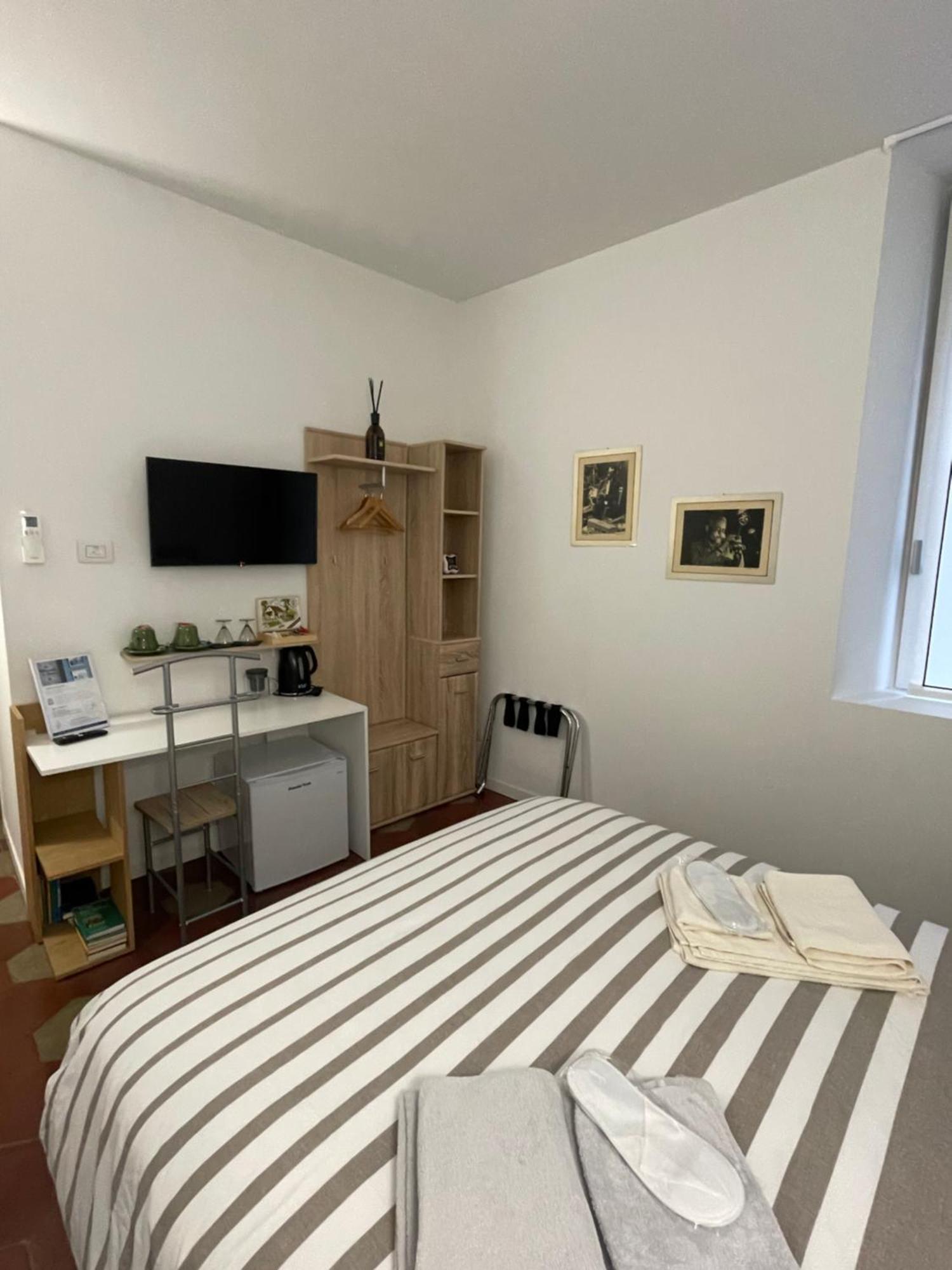 Santa Vincenza - Suite Indipendente Lovere Exterior photo